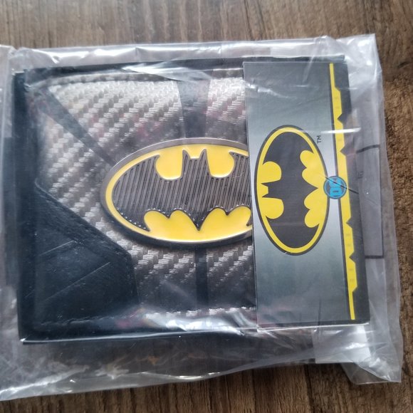 DC Comics Batman Bifold Wallet - Picture 7 of 11